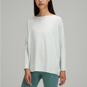 Back in action long sleeved top